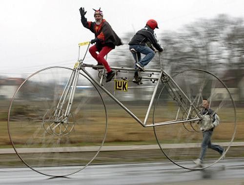 The tandem hits the road