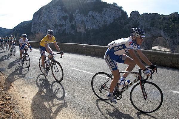Race leader Sylvain Chavanel is tucked up nicely in the Quick Step womb.