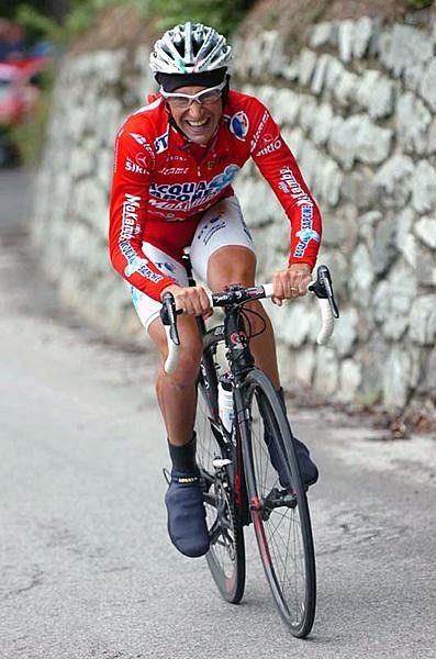 Stefano Garzelli (Acqua &amp; Sapone-Caff&egrave; Mokambo) in stage 16.