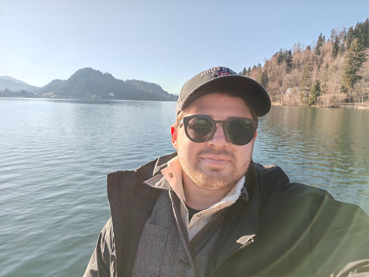 Photos captured with the Honor Magic 7 Pro's front-facing camera.