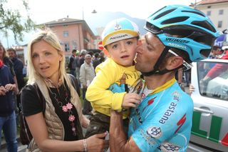 Michele Scarponi with his wife and one of his twin sons