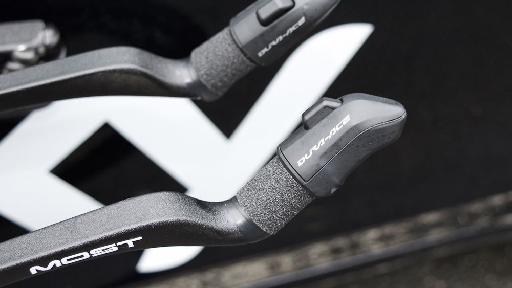 Dura-Ace Di2 bar end shifters