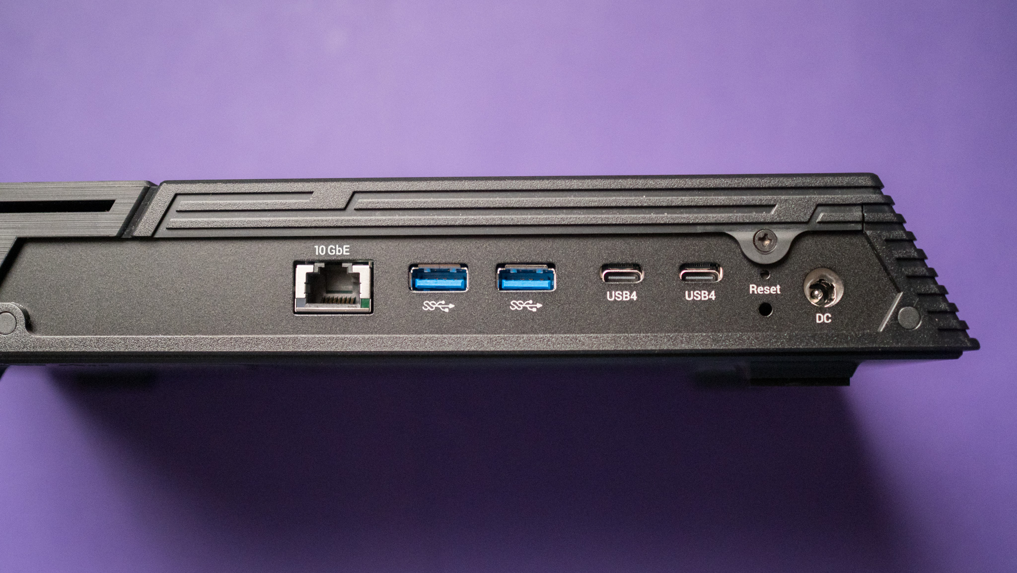 ASUSTOR Flashstor 6 Gen2 FS6806X NAS review