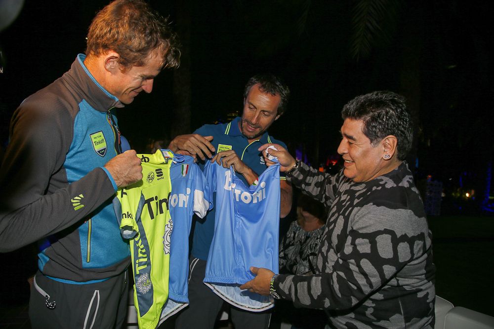 Michael Rogers swaps jerseys with football legend Diego Armando Maradona.