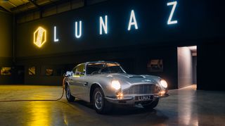Lunaz Aston Martin DB6 EV