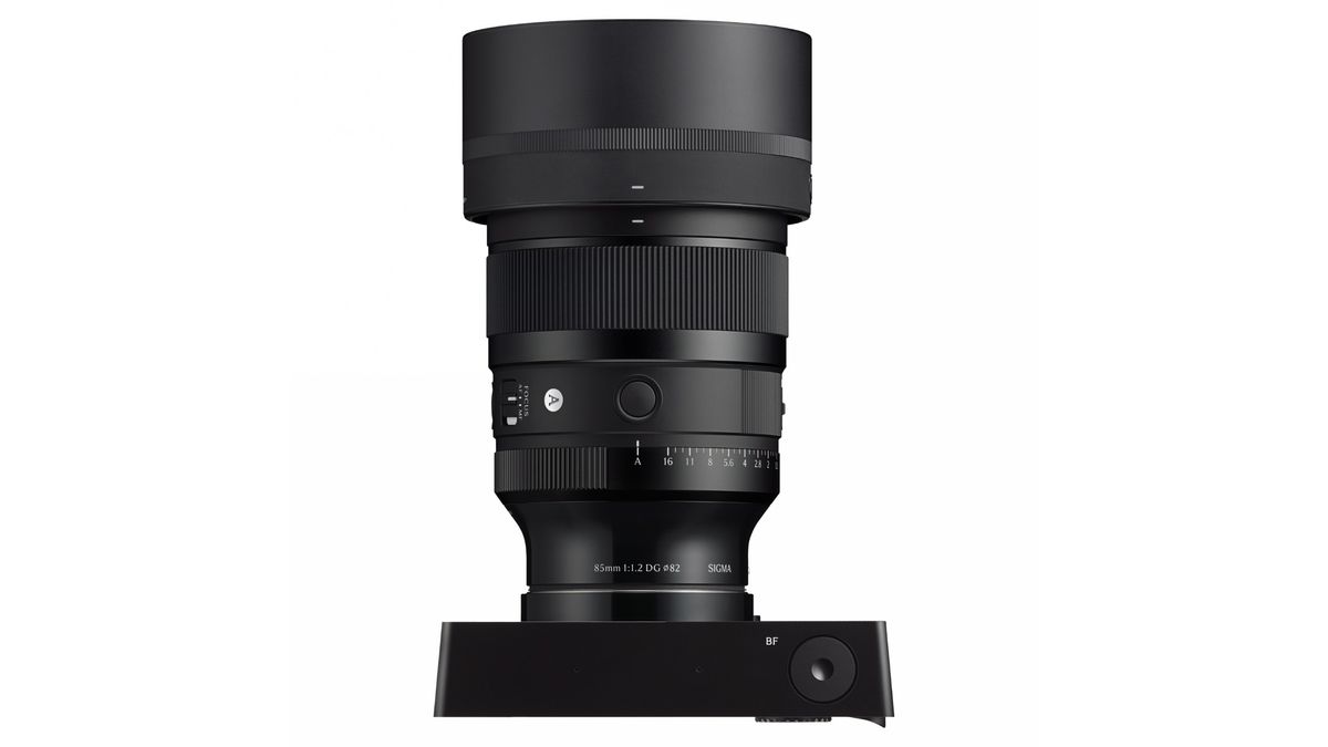 Sigma 85mm f/1.2 DG Art lens