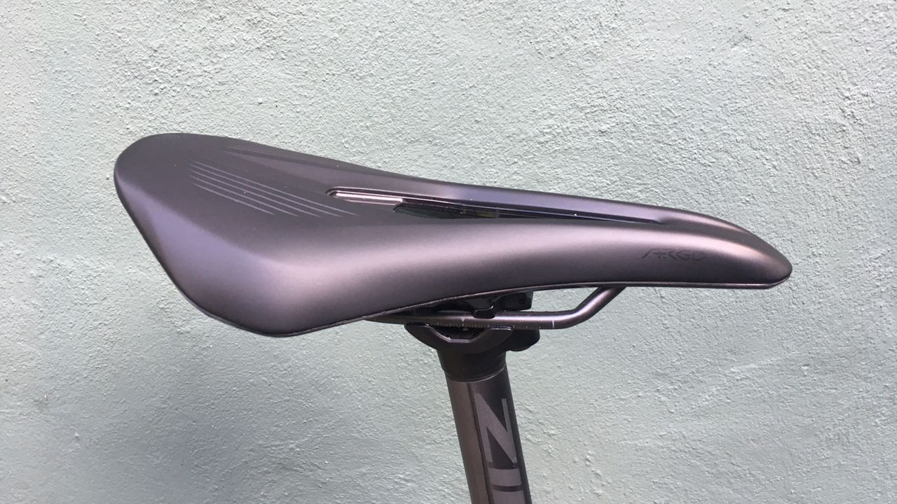 Fizik Vento Argo R3 saddle attached to a seatpost