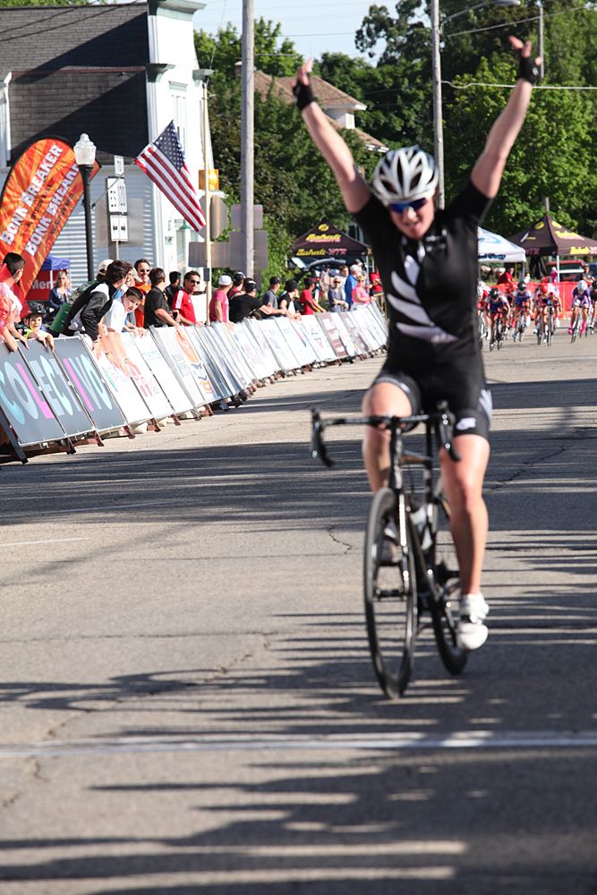 Kiwi Lauren Ellis wins in East Troy