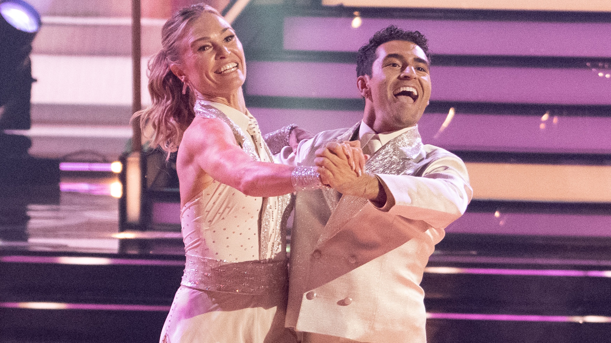 Julia Stiles and Ezra Sosa dance to "9 to 5" on Dancing with the Stars Season 35.