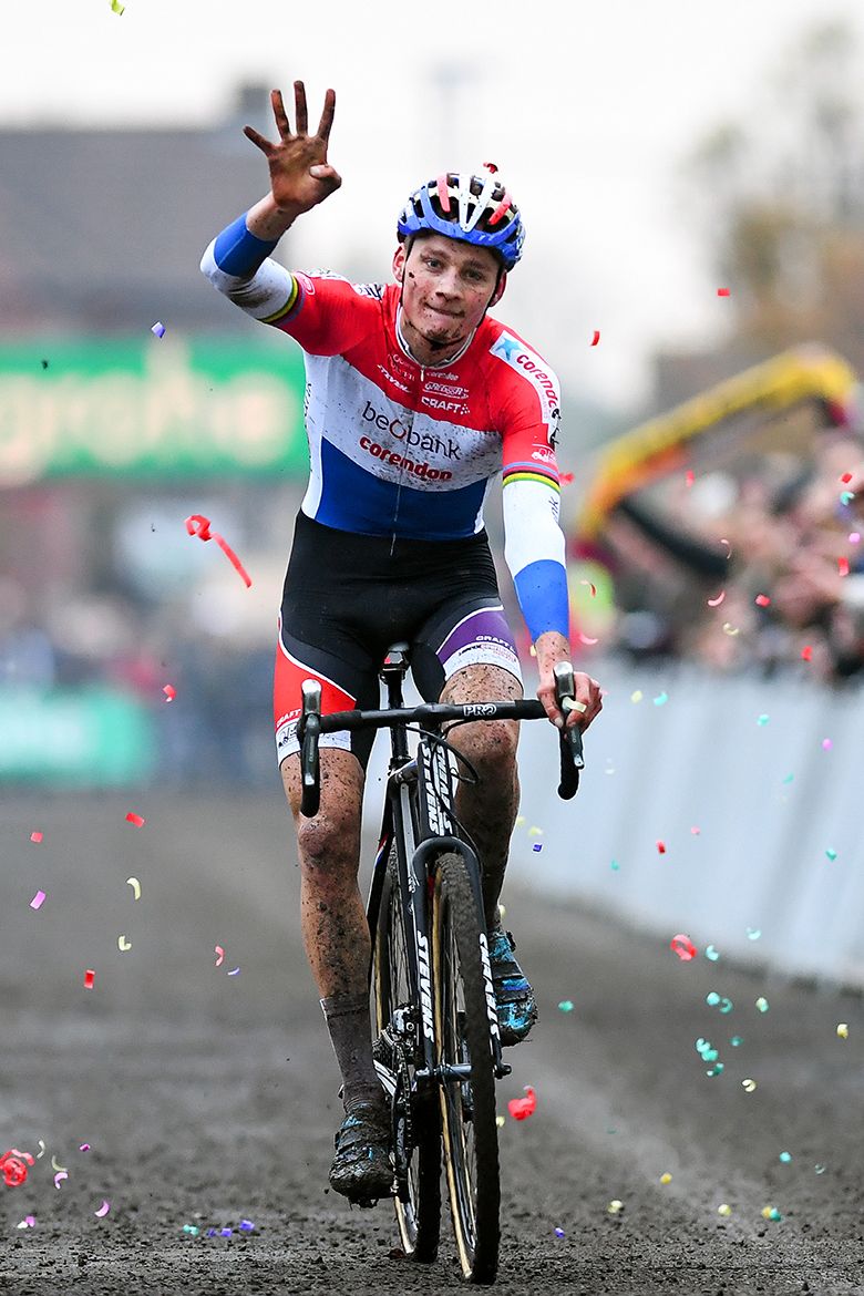 Mathieu van der Poel (Beobank - Corendon) wins in Gavere.