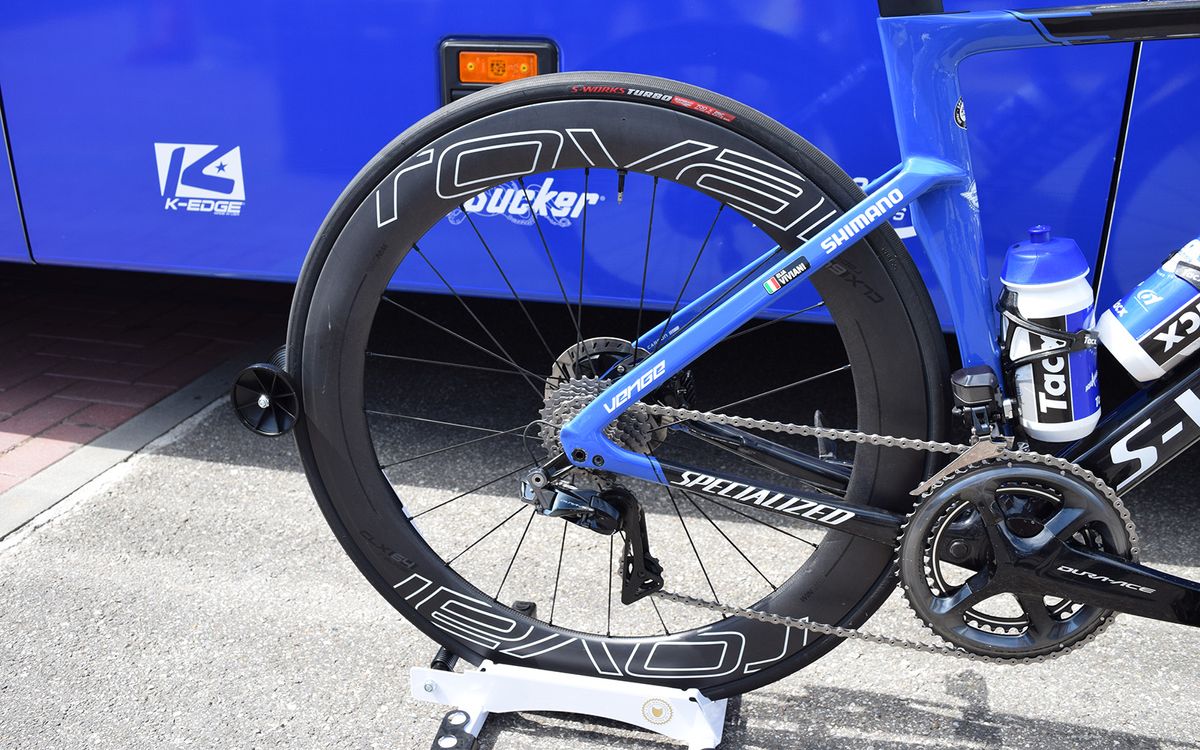 A look at the rear wheel on Viviani's Venge