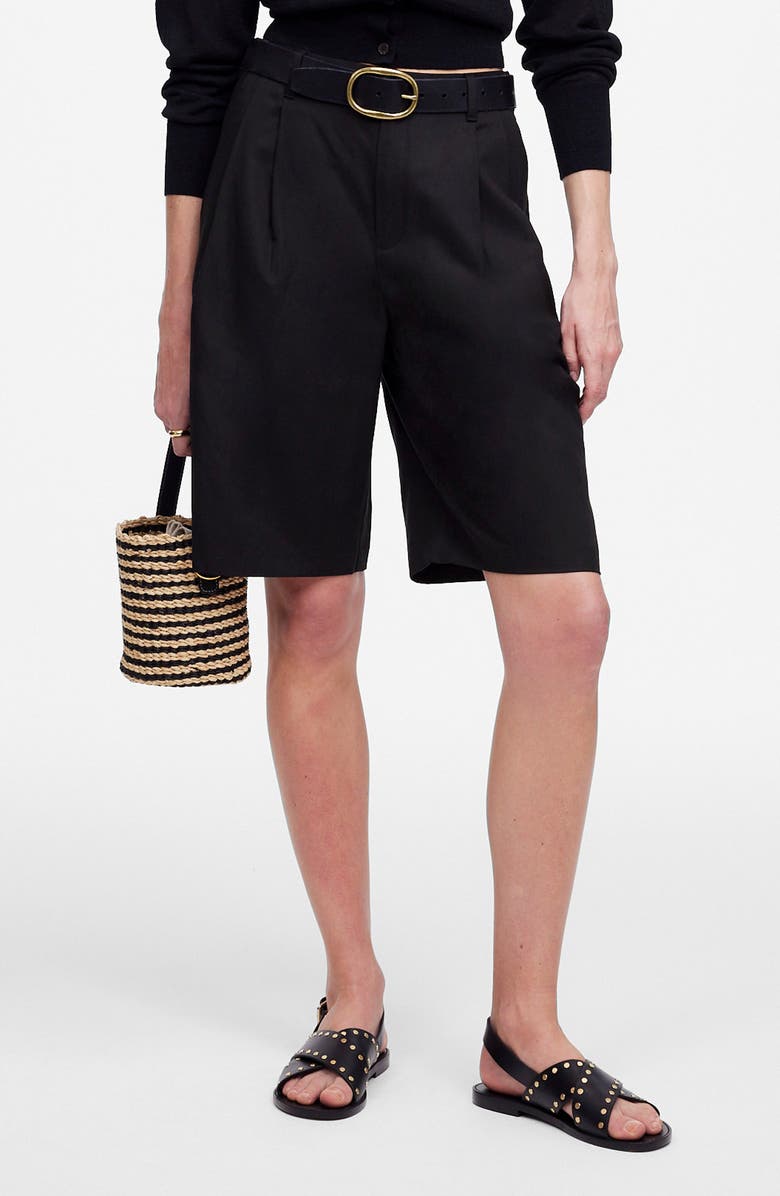 Pleated Relaxed Fit Shorts