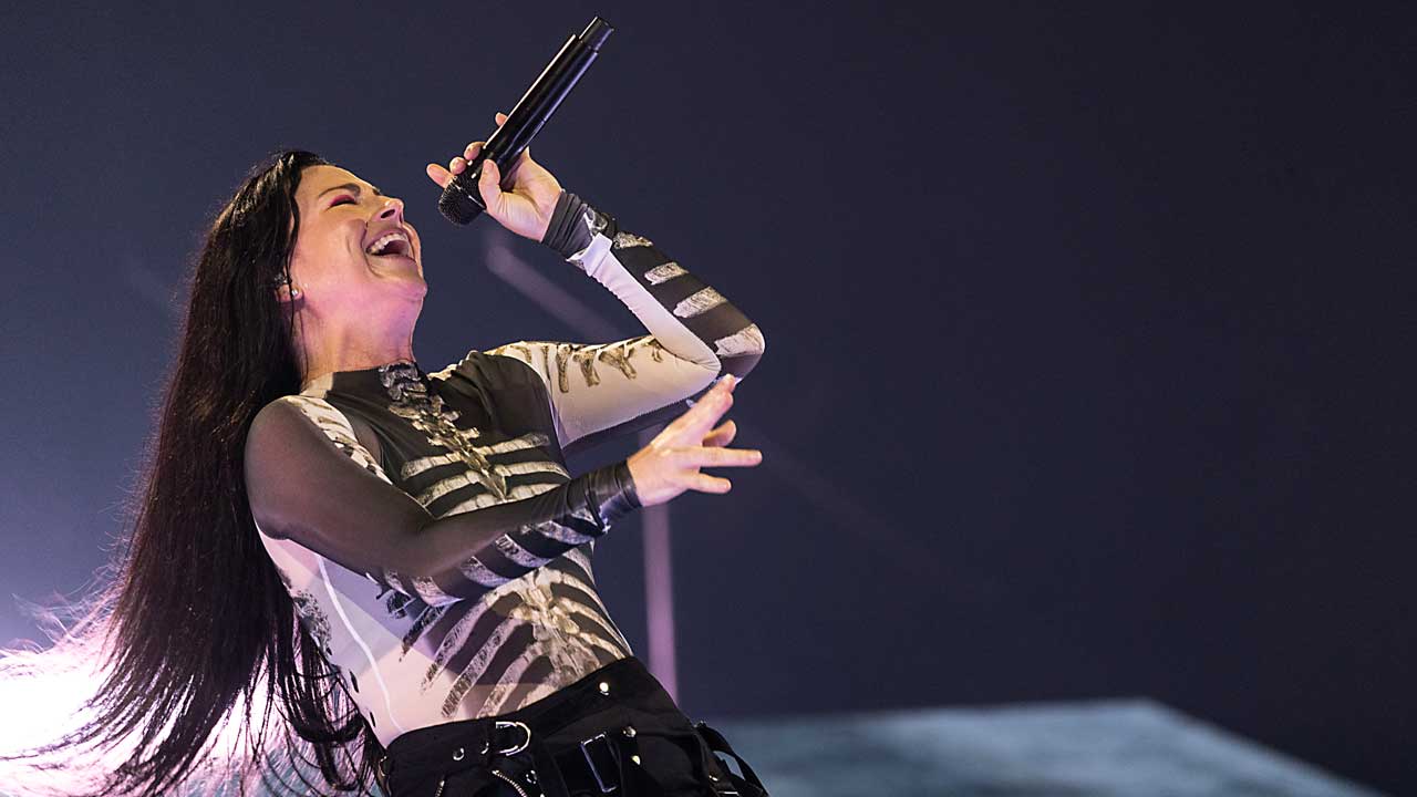 Amy Lee onstage