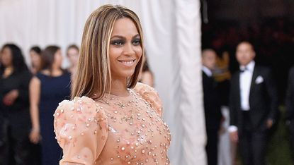Beyonce Knowles attends the "Manus x Machina: Fashion In An Age Of Technology" Costume Institute Gala at Metropolitan Museum of Art on May 2, 2016 in New York City.