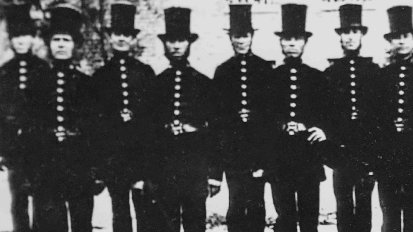 29 September 1829 London s bobbies pound the beat for the first