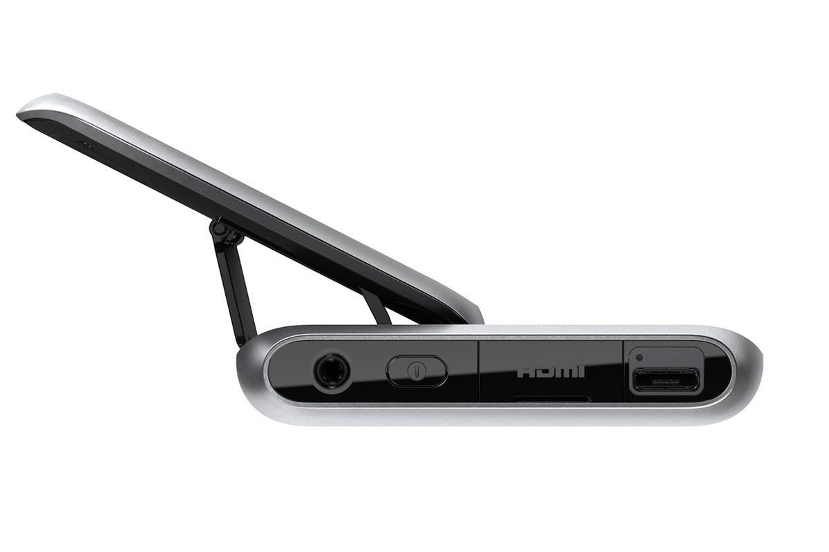 The Nokia E7's micro HDMI port is hidden behind a protective flap