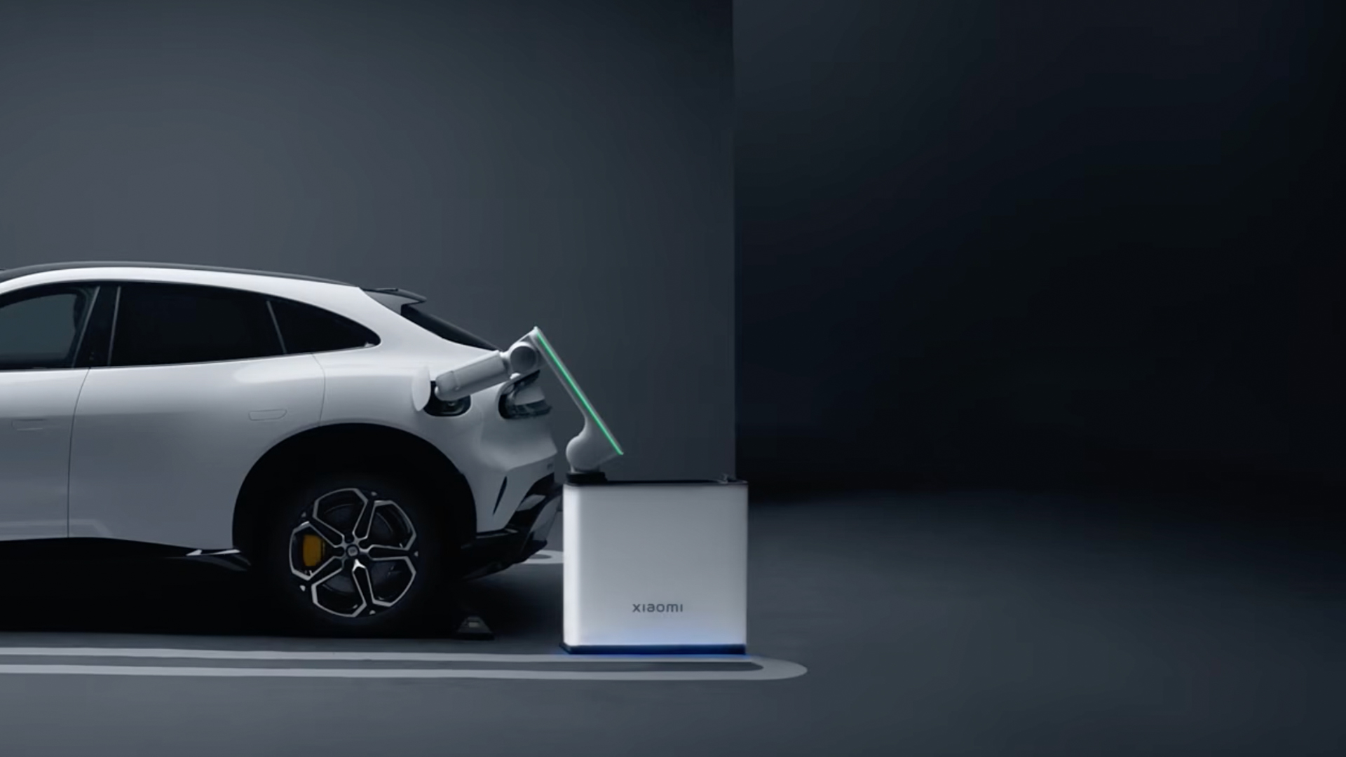 Xiaomi robotic EV charger