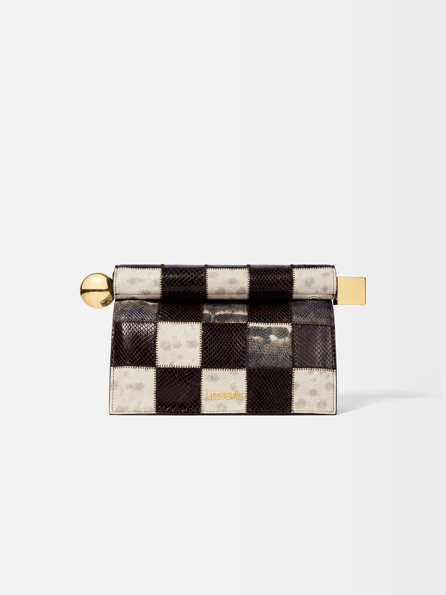 The Rond Carr&amp;eacute; Clutch