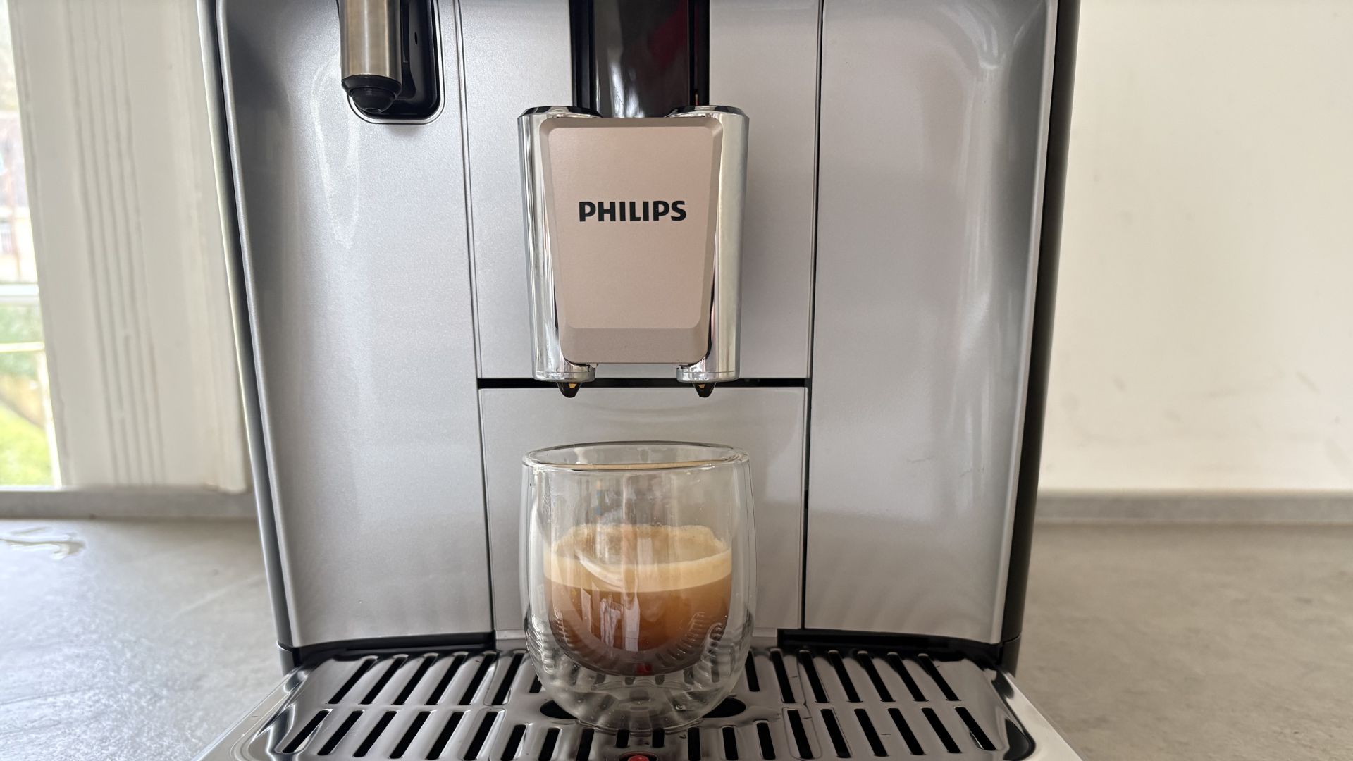 Testing the Philips 5500 LatteGo Coffee Machine