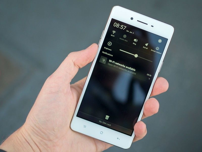Oppo F1