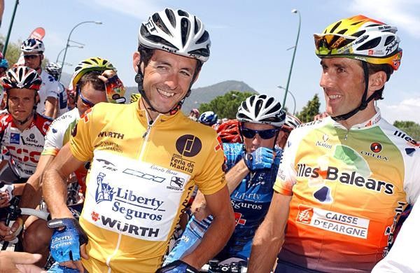 Roberto Heras with Pablo Lastras at the start