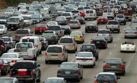 All of those cars sitting in traffic on Interstate 405 in southern California are polluting the air, and potentially causing brain damage, say researchers.