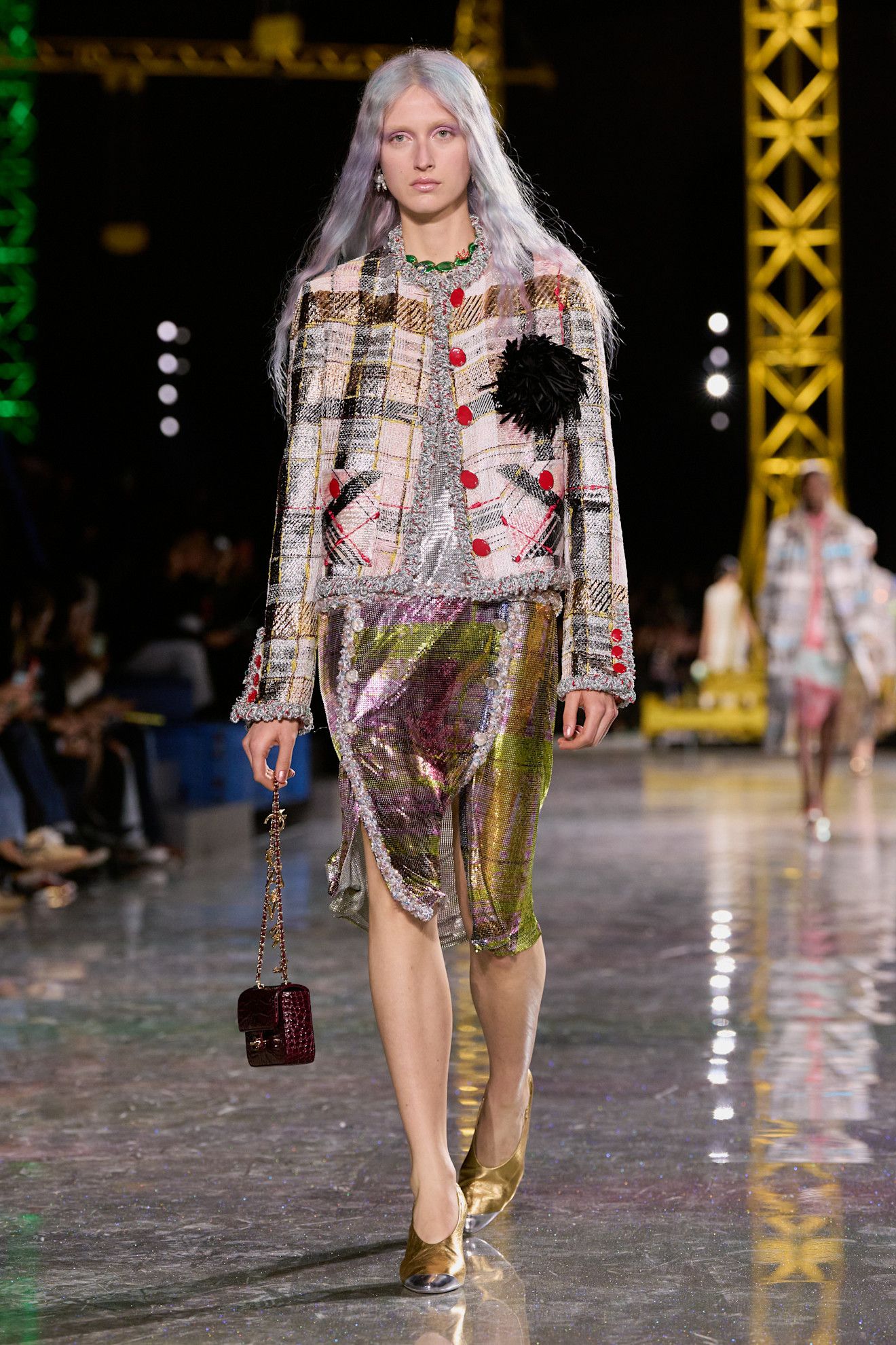 An image of the maximalism fashion trend on the Chanel autumn/winter 2026 runway.