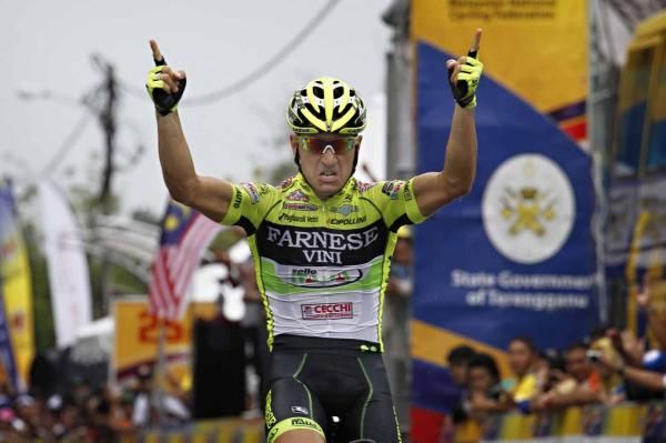 Andrea Guardini (Farnese Vini-Selle Italia) takes his fourth win at the 2012 Tour de Langkawi.