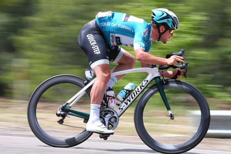 Race leader Mark Cavendsh (Etixx-Quick Step)