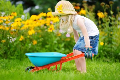 Best outdoor toys for toddlers
