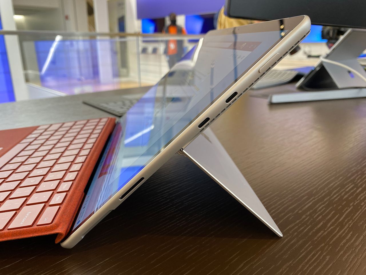 Microsoft Surface Pro 8