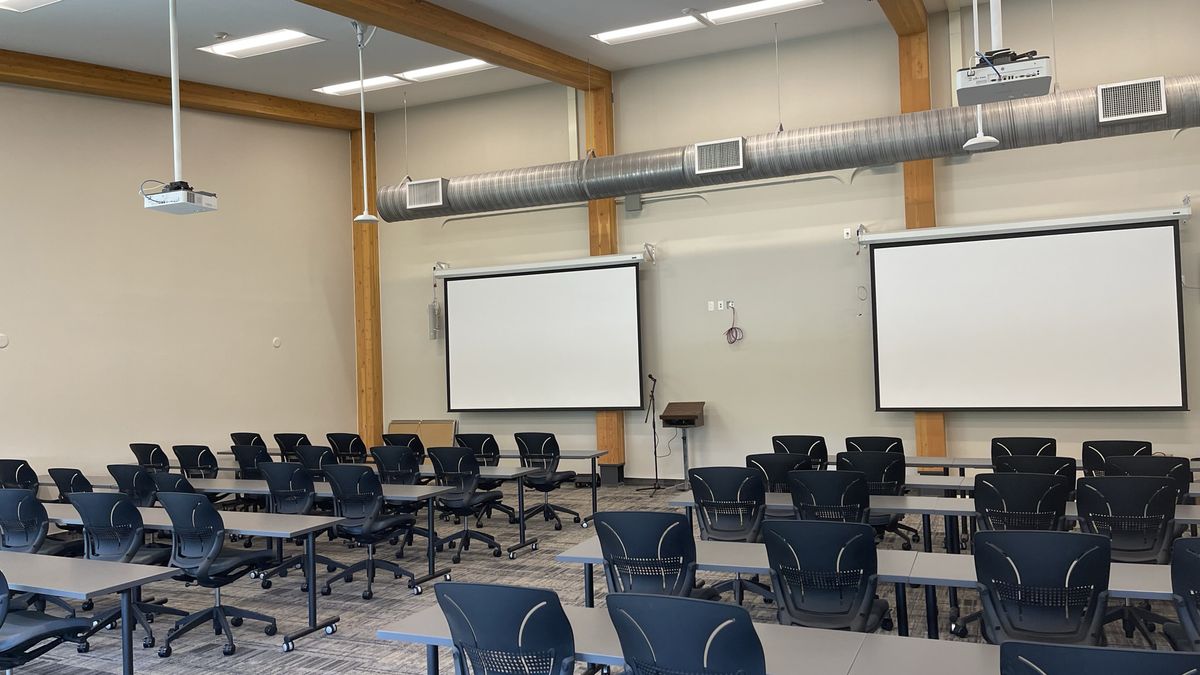 The University of Guelph classroom using Sony microphone technology.