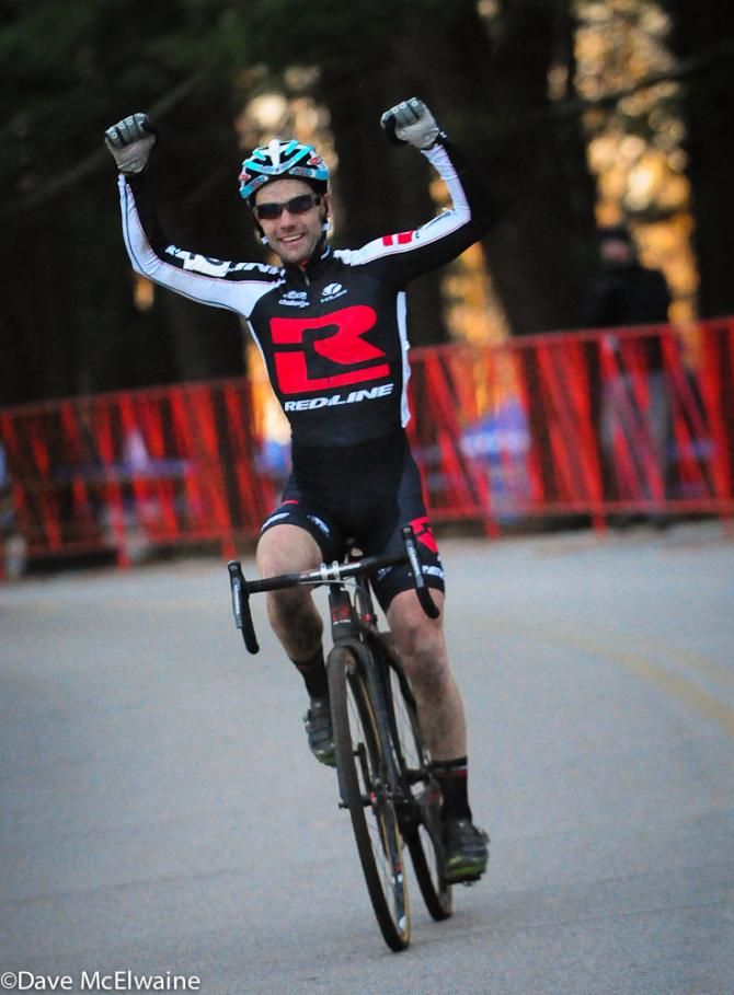 Justin Lindine (Redline) wins day one in Warwick
