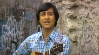 Screenshot of Emilio Delgado as Luis on Sesame Street