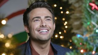 jonathan bennett the christmas house hallmark channel