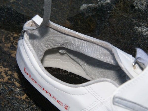 The fabric heel cup liner reduces friction to keep blisters at bay but it's roughly cut and low-rent in appearance.