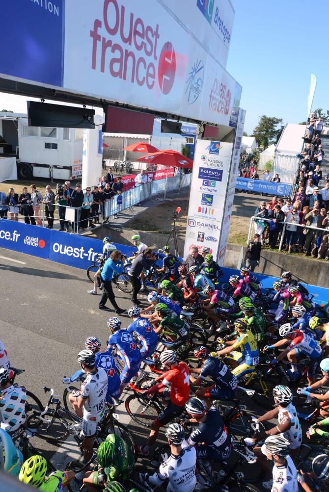 FDJ on the front line of the start