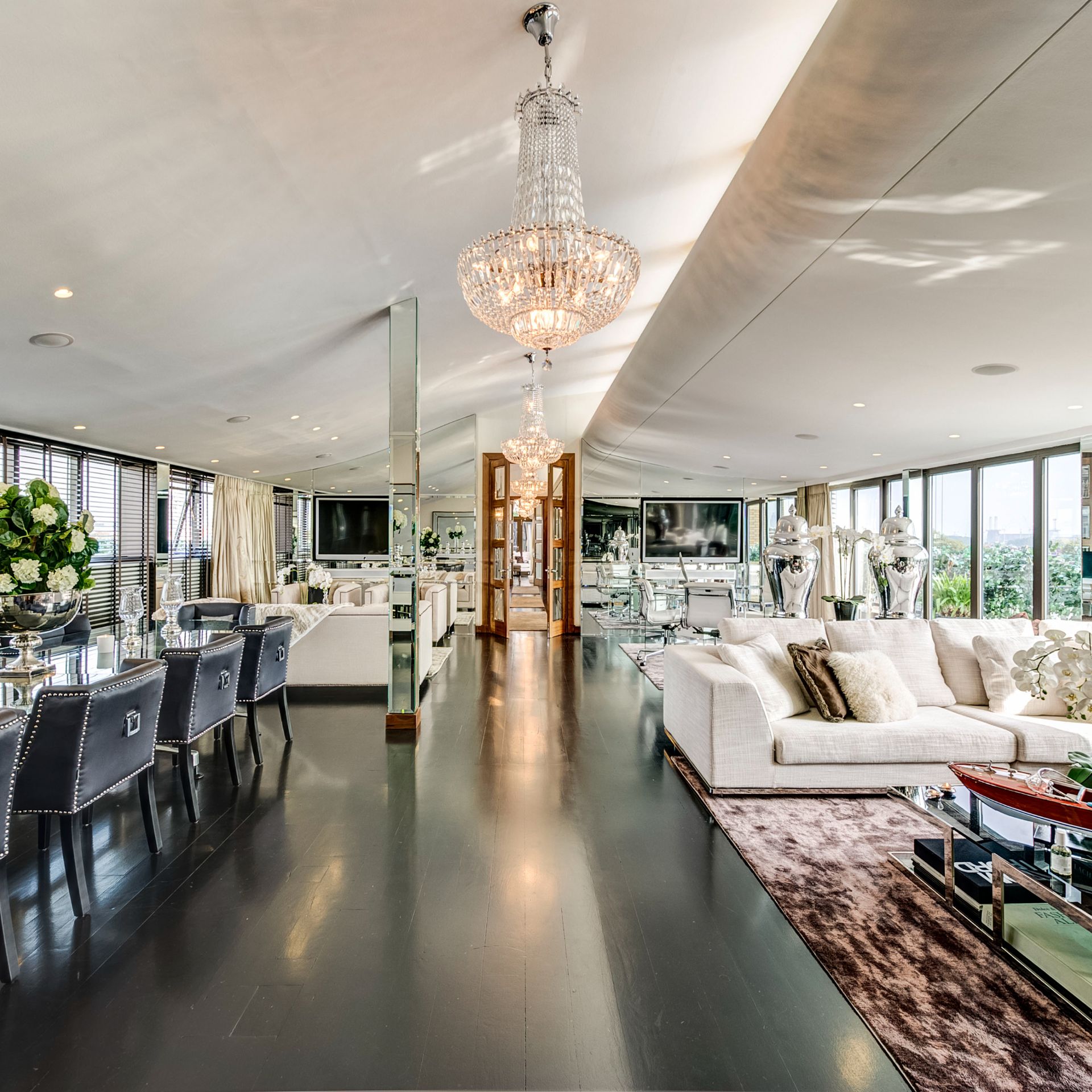 Furnished luxe penthouse