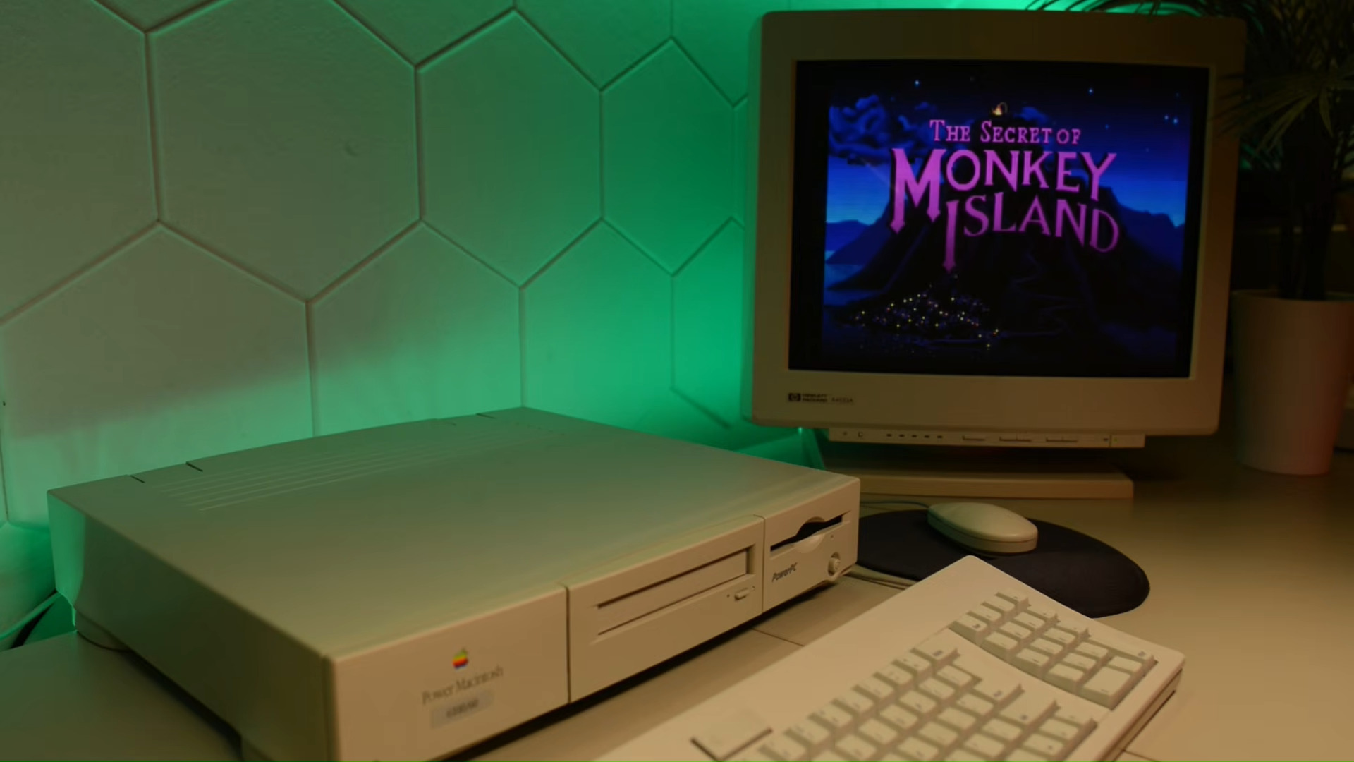 Fixing a vintage 20-inch Trinitron CRT, suffering from cataracts, by injecting UV resin.