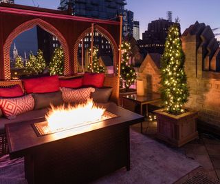 Mariah Carey's Penthouse - the terrace with firepit