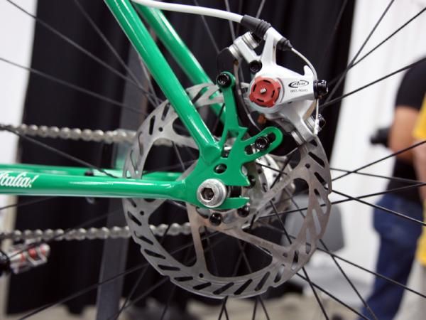 Pitz says this dropout is structurally sound but it looks a tad dicey to us.