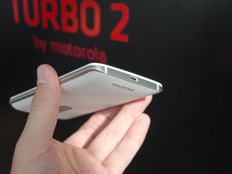 Droid Turbo 2