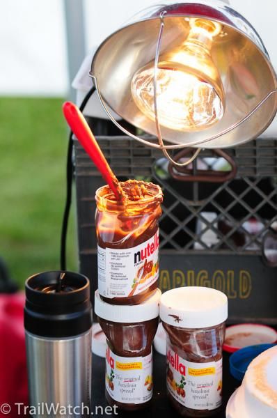 Heat lamps were required to keep the Nutella at the right consistency