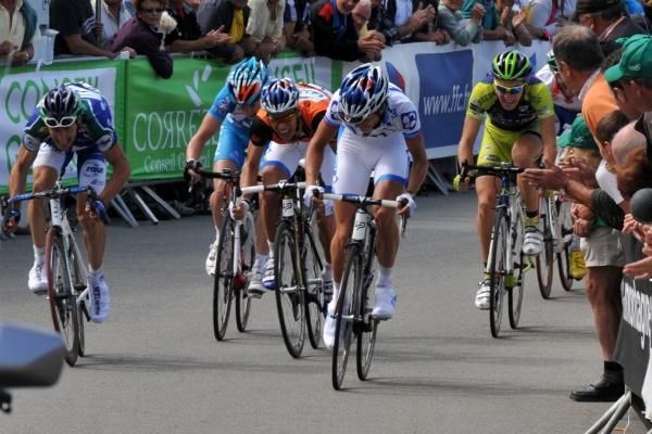 Vichot holds of the bunch to take his first pro win