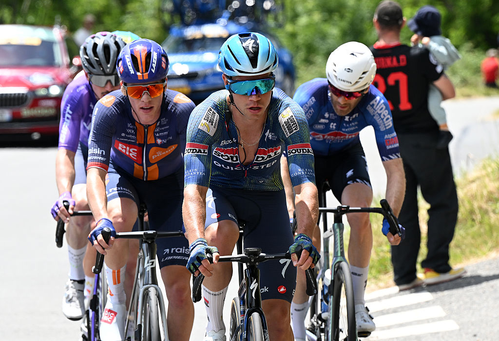 2026 Tour Auvergne-Rhône-Alpes Etapa 5: Descanso temprano
