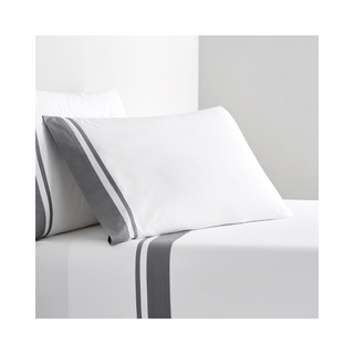 White and grey bedding set