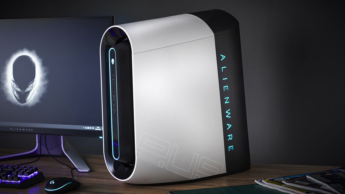 alienware aurora kaina