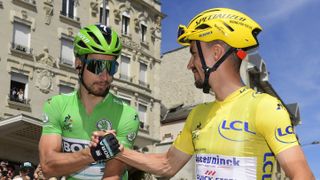 Peter Sagan (Bora-hansgrohe) and Julian Alaphilippe (Deceuninck-QuickStep) were the early green and yellow jersey holders
