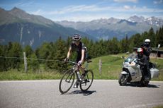 Mara Abbott (Wiggle Hi5 Cycling Team) digs deep in the final kilometre of the Mortirolo during the Giro Rosa 2016 Stage 5