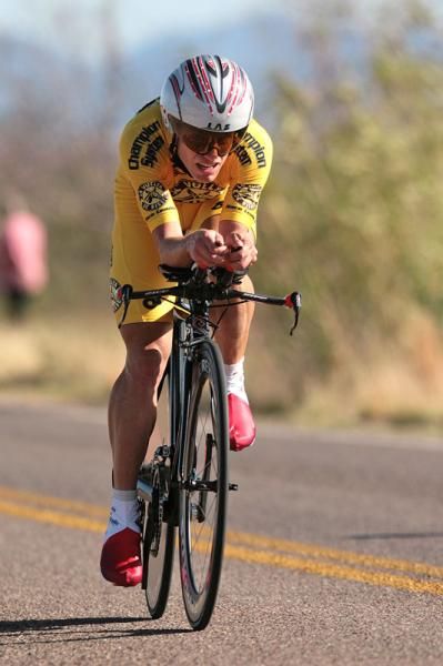 Darren Lill ( Fly V Australia) finished fourth, 50 seconds off the winning time.